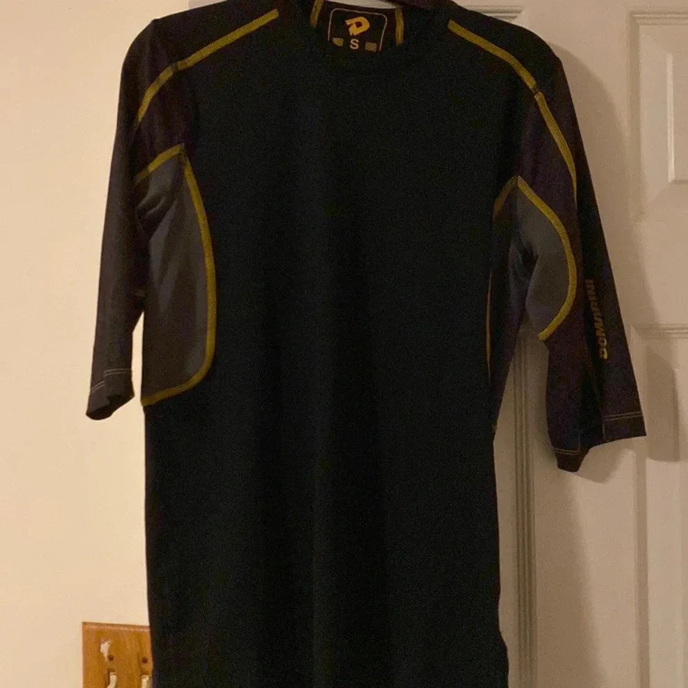 DeMarini, black and gray compression baseball shirt size S